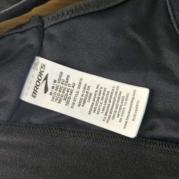 Black Sports Bra Size M, Brooks - Picture 4 of 9